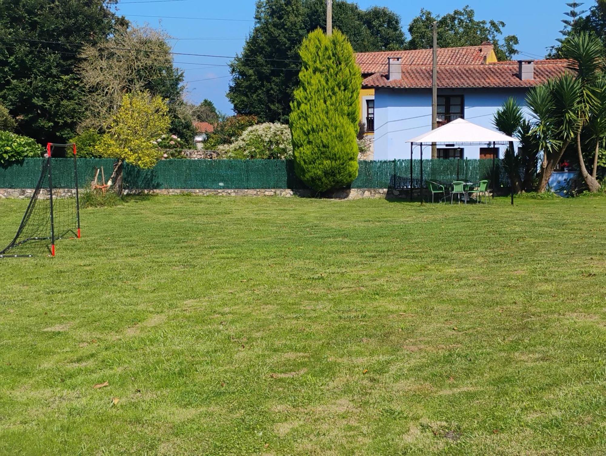 Casa Rural Casa Azul Villahormes エクステリア 写真