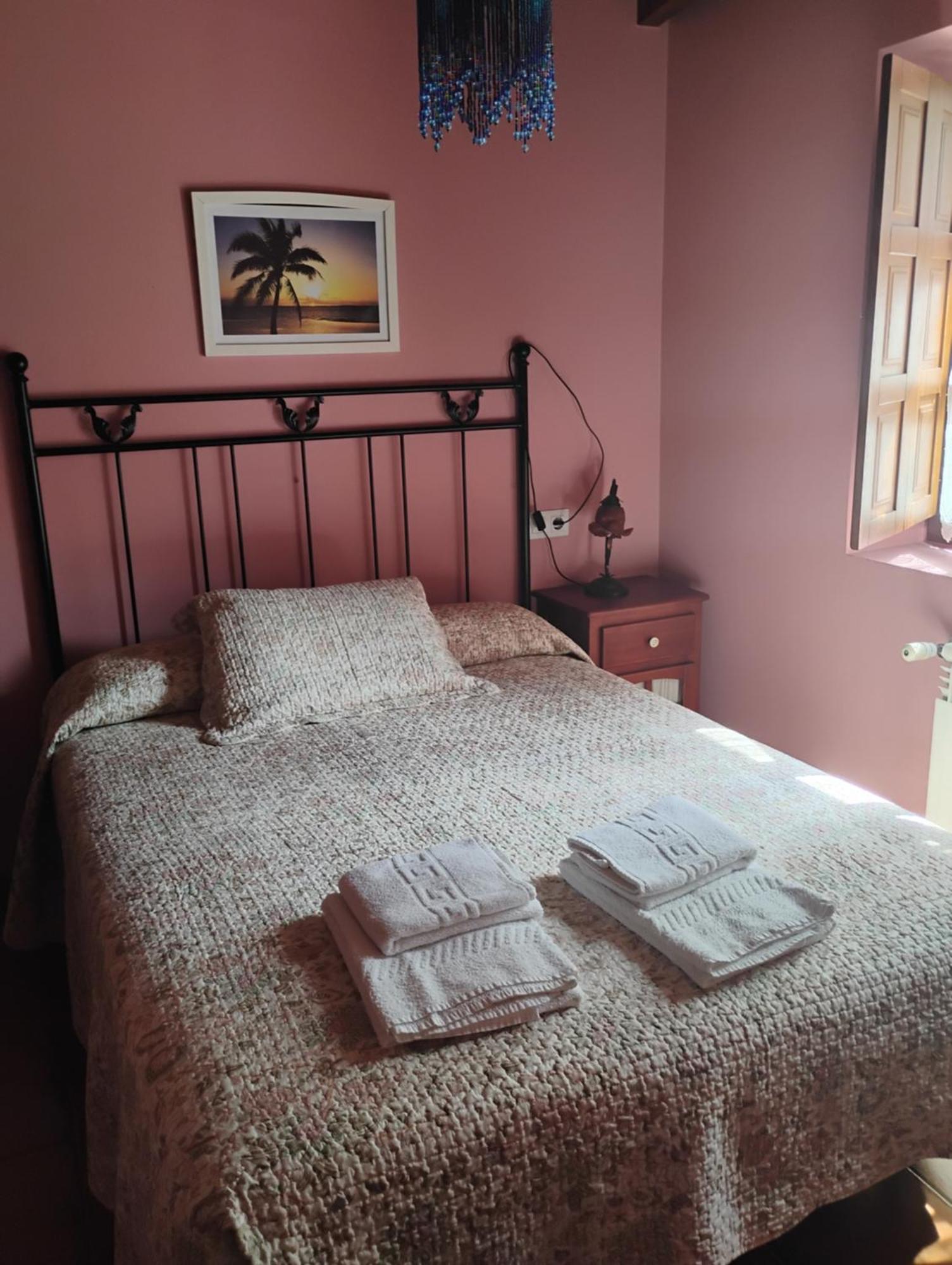 Casa Rural Casa Azul Villahormes エクステリア 写真