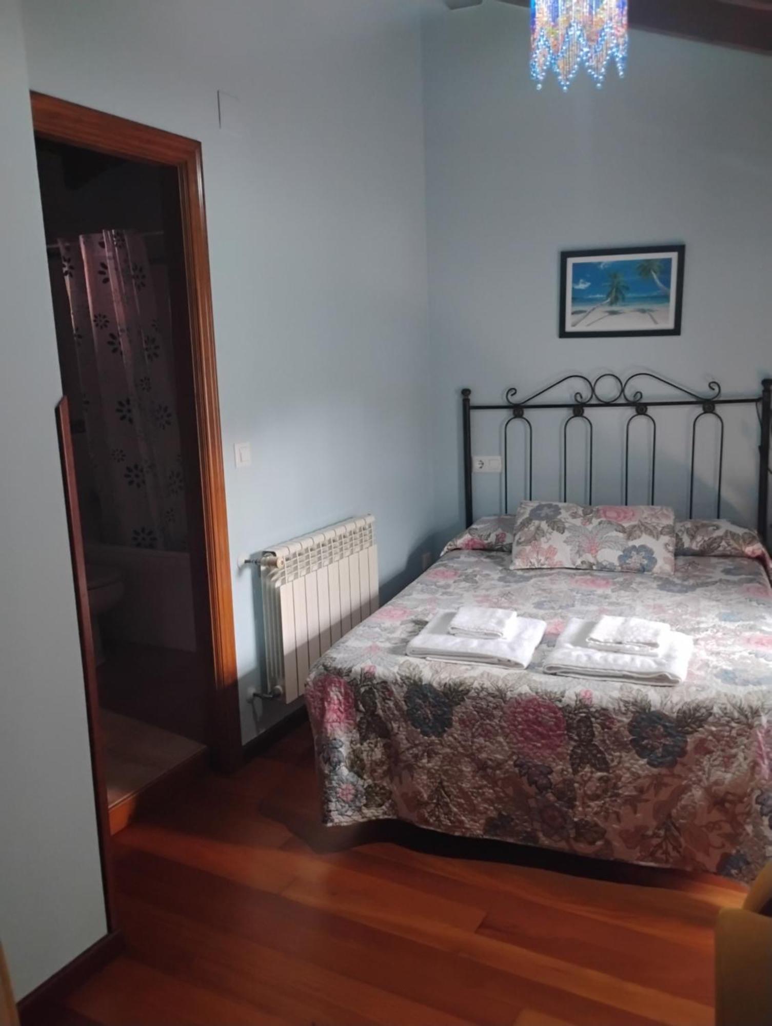 Casa Rural Casa Azul Villahormes エクステリア 写真