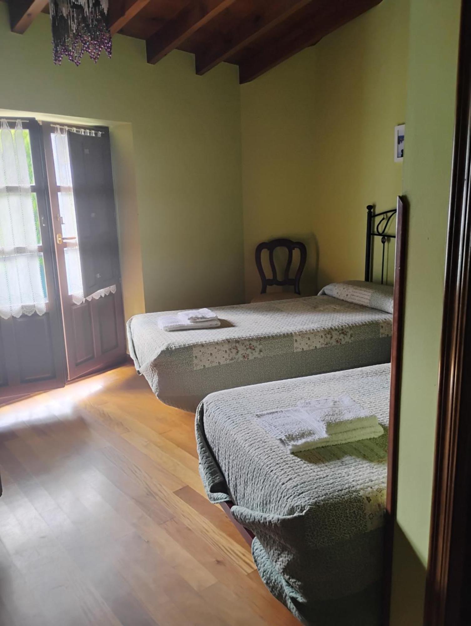 Casa Rural Casa Azul Villahormes エクステリア 写真